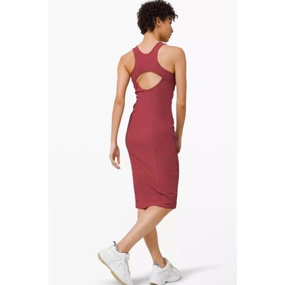 Lululemon Brunch and Back Dresssize 2 - Picture 2 of 8